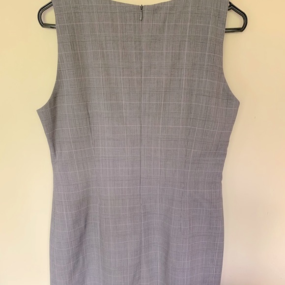 45% wool blend Light gray plaid straight style dress just at knee Eu44 US 12 - Picture 12 of 16